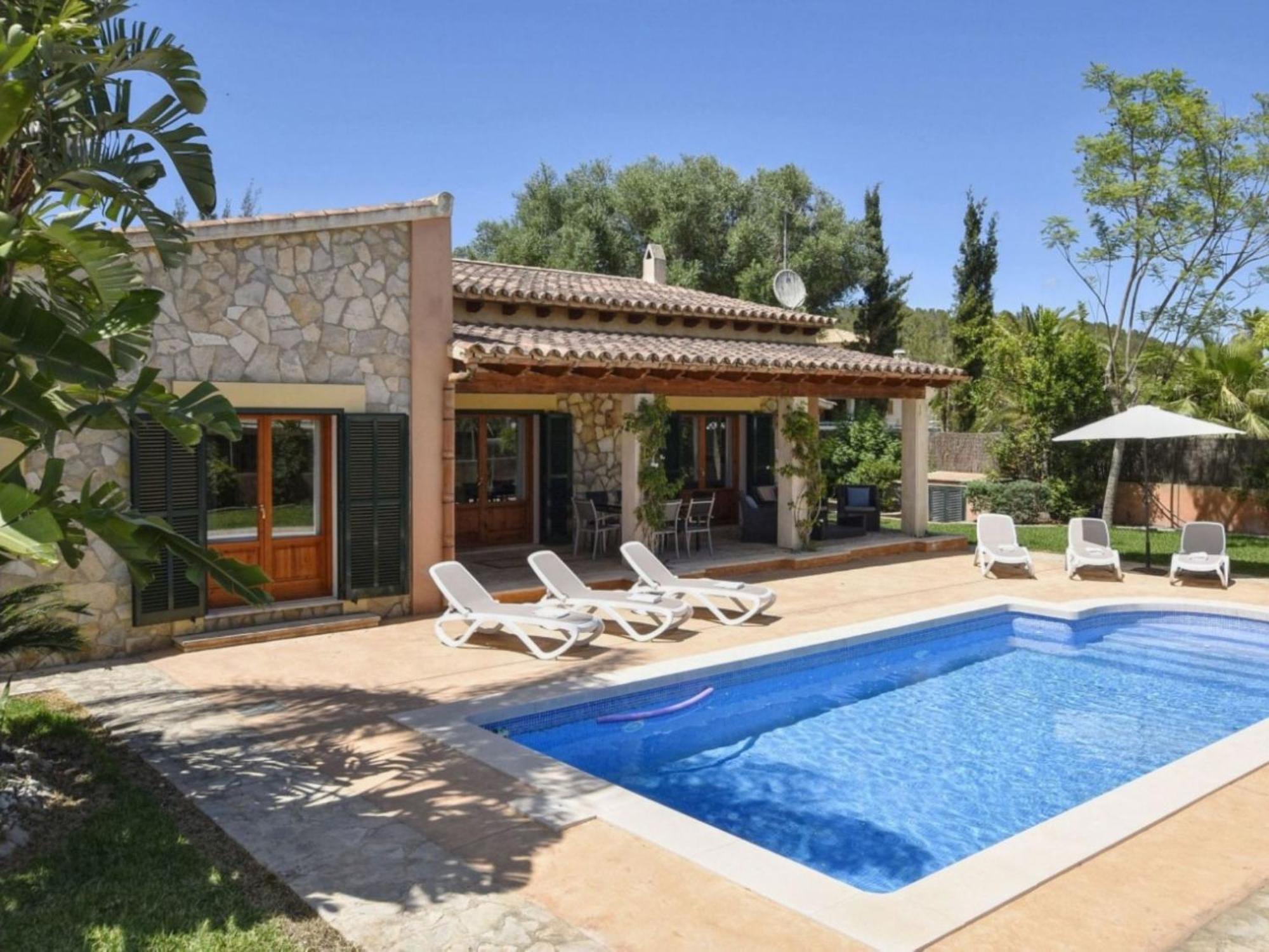 Correfoc By Interhome Sa Pobla